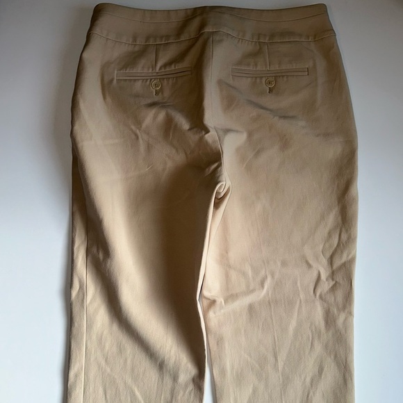 Chico’s Beige Pants Women’s Size 8R (1R) Stretch Ankle Slim Trousers - Picture 7 of 8
